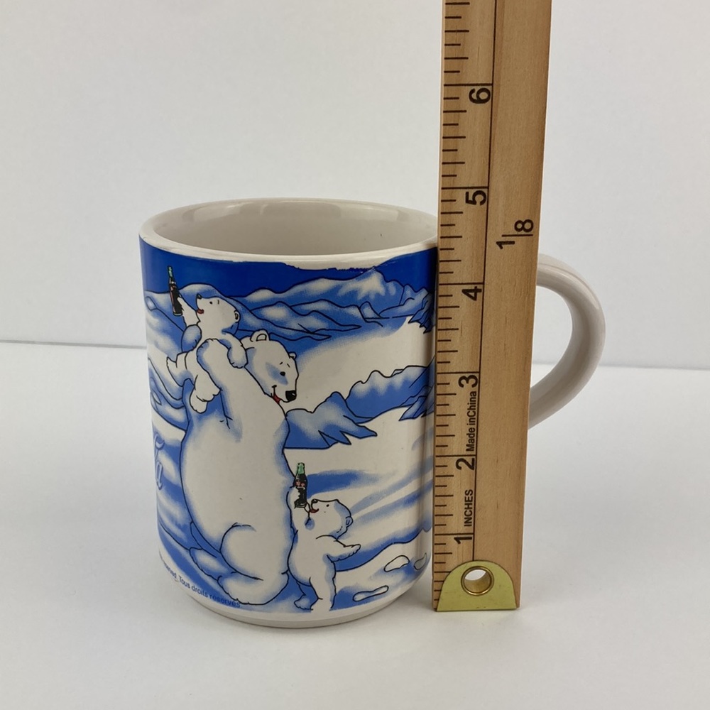VTG 1997 Gibson/Coca-Cola Polar Bear Winter Wonder Coffee Mug 4.5” - Picture 9 of 9